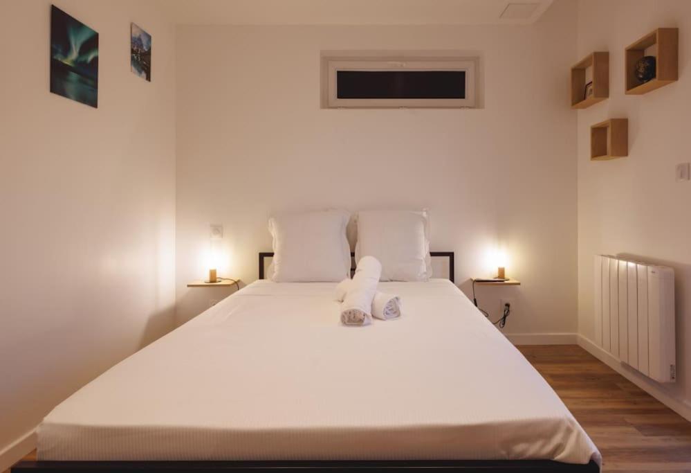 Appartamento L'Aindus De Brou- Parking Prive- Rdc Bourg-en-Bresse Esterno foto